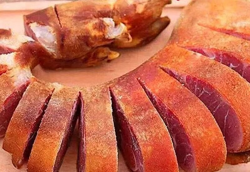 烟熏、风干猪脚